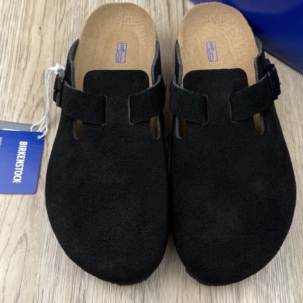Soft Footbed Damaged Box NWT Narrow Women's Size 8 EUR 39 Birkenstock Clog Black